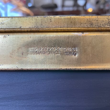 1930’s “JOHNSTON” ビスケット缶 ショーケース