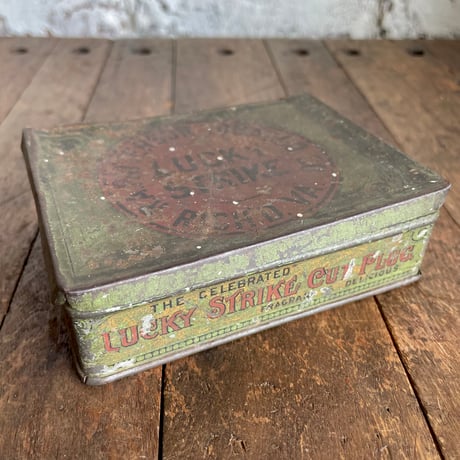 1940’s “LUCKY STRIKE” タバコ缶
