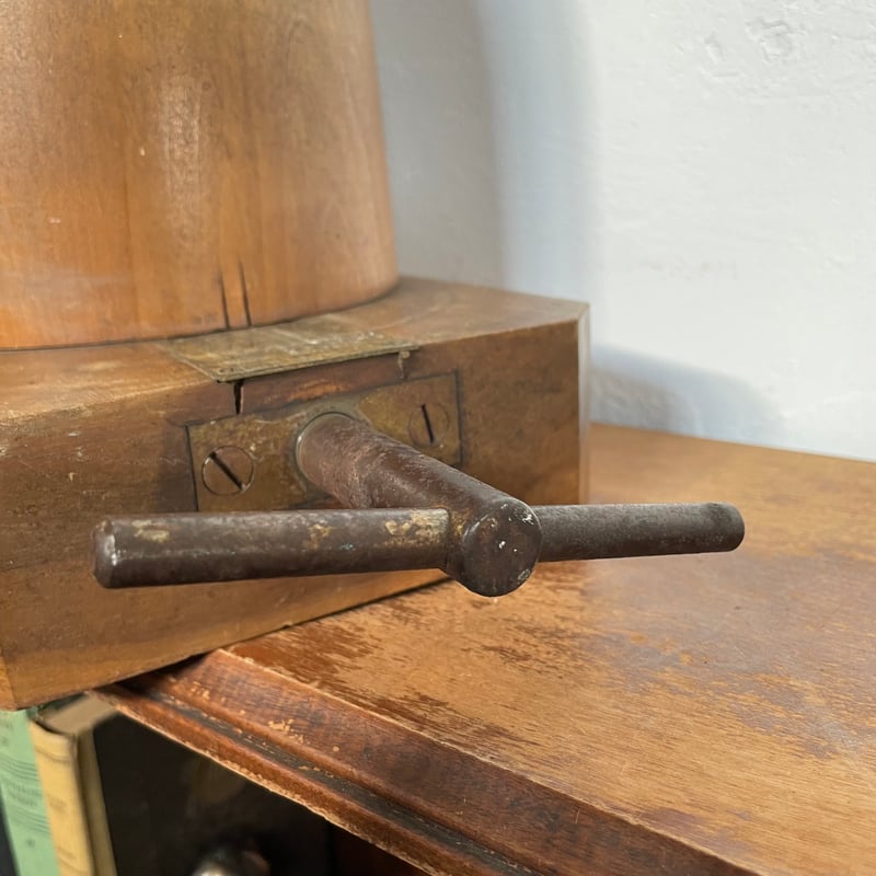 英国ヴィンテージ ハットストレッチャー イギリス製 アンティーク 英国ヴィンテージ ハットストレッチャー イギリス製 アンティーク