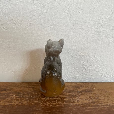 Cat Grass Figure (Beige)