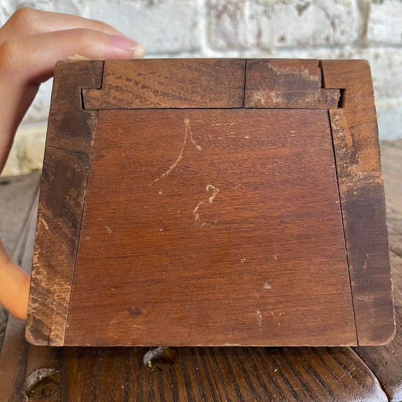 ヴィンテージ ディスプレイスタンド USA VINTAGE STYLE INDUSTRIAL TV STAND | Store Displays®