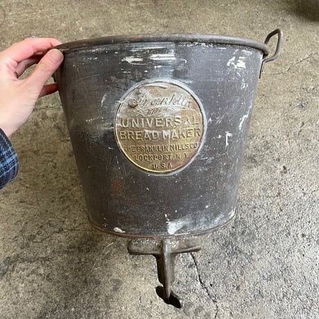 1940’s “BREAD MAKER” バケツ
