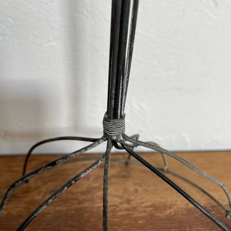 ワイヤーハットスタンド