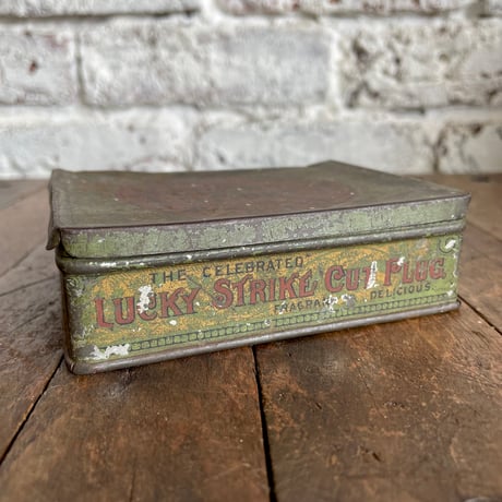 1940’s “LUCKY STRIKE” タバコ缶