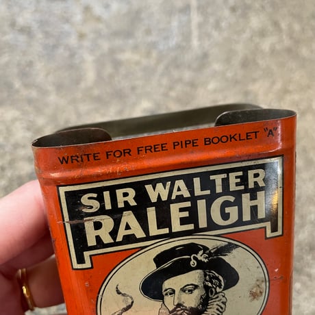 1950’s SIR WALTER RALEIGH タバコ缶