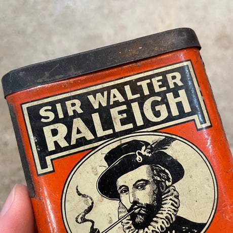 1950’s SIR WALTER RALEIGH タバコ缶