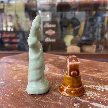 1980’s- 陶器製 Salt & Pepper