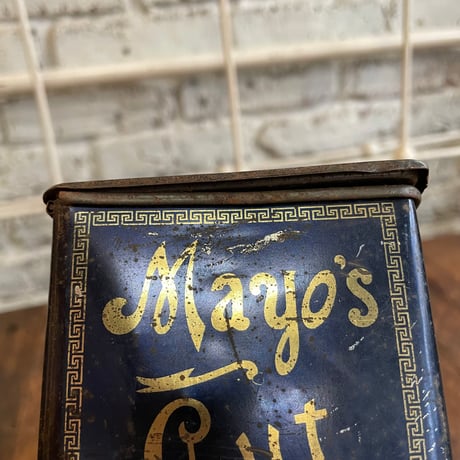 1920’s “Mayo’s Cut Plug” タバコ缶