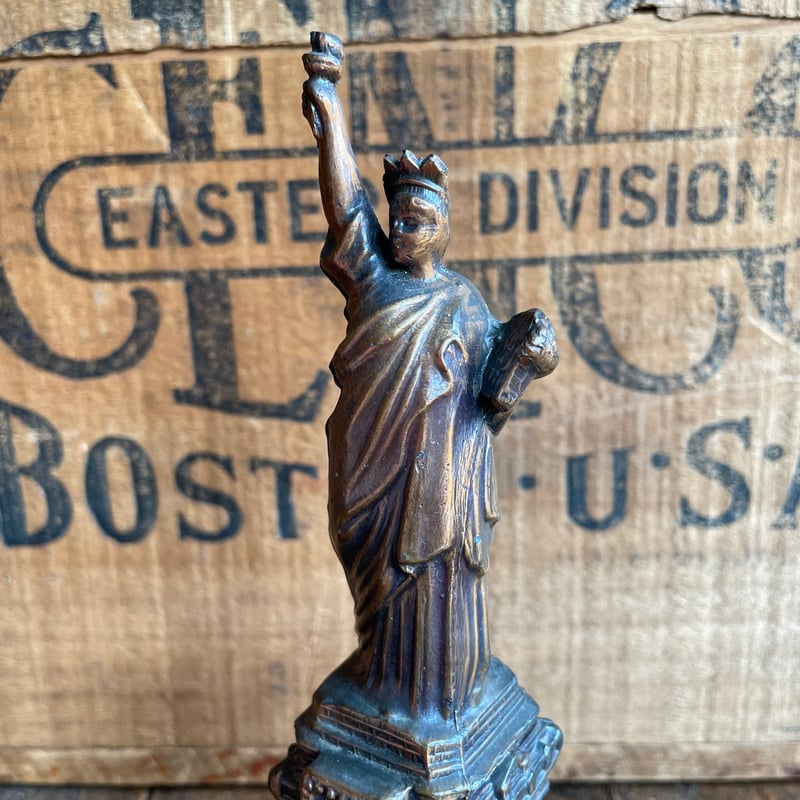 1940's 自由の女神像 オブジェ | 7miles from the Dreamland