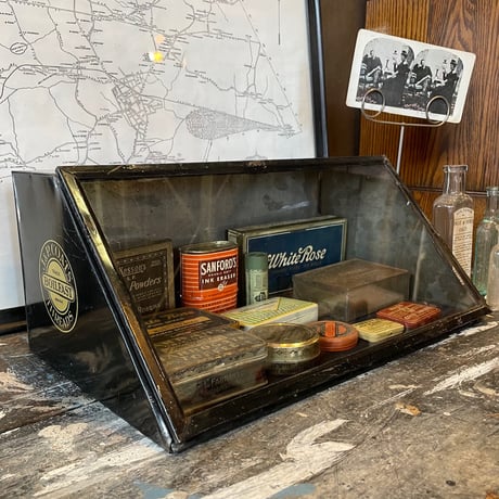 ストアディスプレイ | STORES