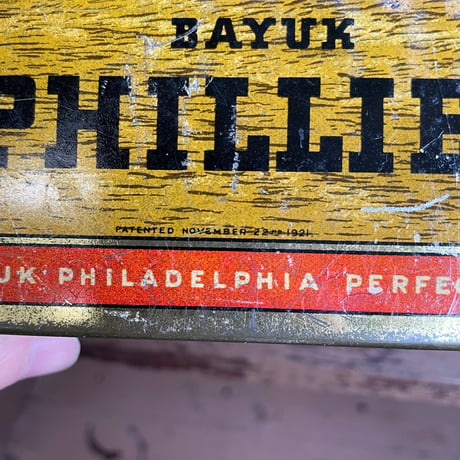 1940’s “BAYUK PHILLIES” タバコ缶