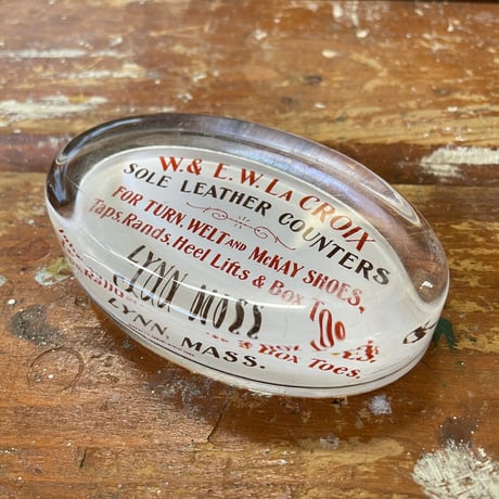 1930’s “Sole Leather Counters” ガラスペーパーウェイト