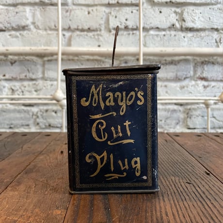 1920’s “Mayo’s Cut Plug” タバコ缶