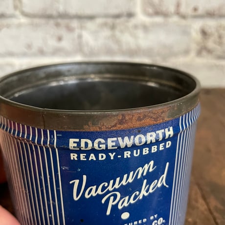 1940’s “Edgeworth” タバコ缶