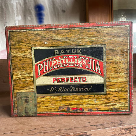 1940’s “BAYUK PHILLIES” タバコ缶