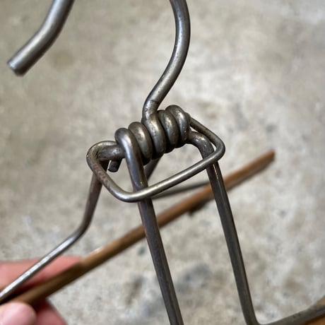 1920’s  ボトムハンガー