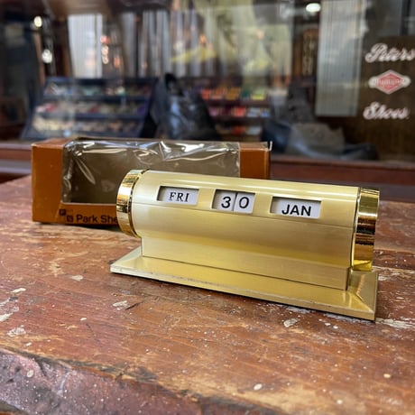 万年カレンダー | STORES