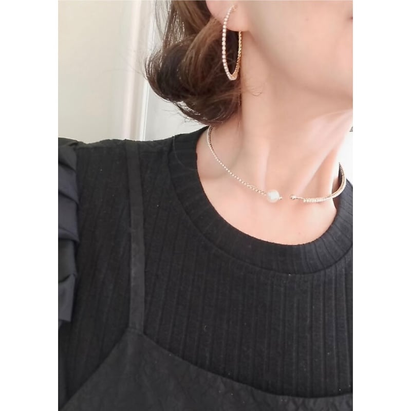 Pearl Line 手編みフープ チョーカー | ADESSO