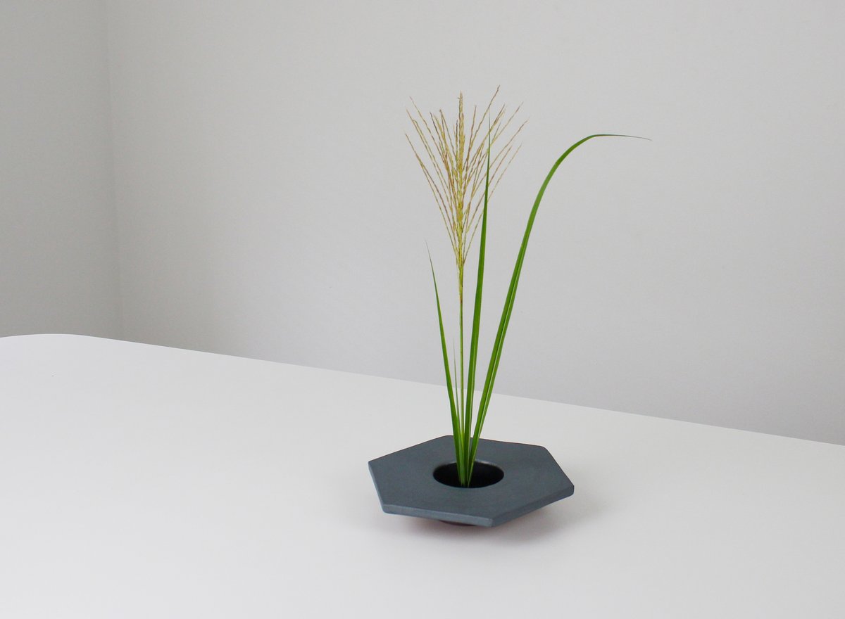 MYK】KENZAN-rei 剣山-麗 | 丸三安田瓦工業オンラインストア