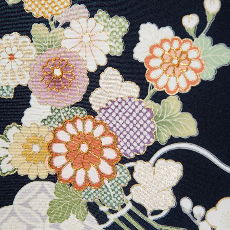 草花文の京友禅附下 金駒繍(きんこまぬい) 浜ちりめん お仕立 草花文の京友禅附下 金駒繍(きんこまぬい) 浜ちりめん お仕立