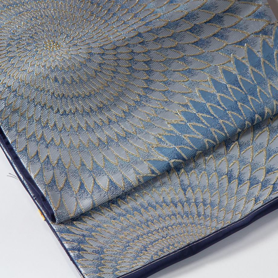 【逸品！滋賀喜織物謹製】 手織の帯 袋帯 名物唐草更紗 新古品 未仕立て品 滋賀喜織物謹製 袋帯 花燦々 手織 お仕立代込み | 四十瀬屋｜小河原