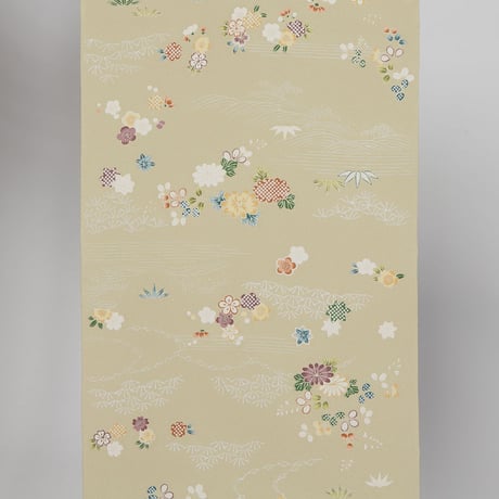 柔らかい黄緑系の草花文小紋着尺　丹後ちりめん　正絹　お仕立代込み