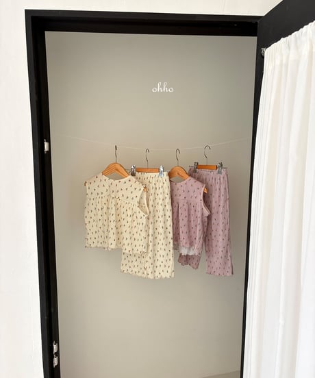 24[予約]ohho mare pleated blouse