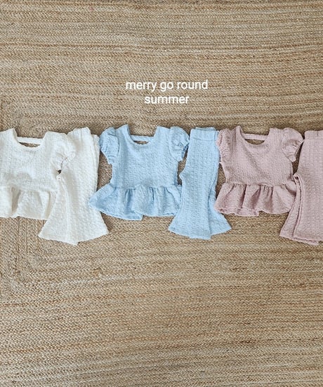 28[予約]merry go round pleated bootcut set
