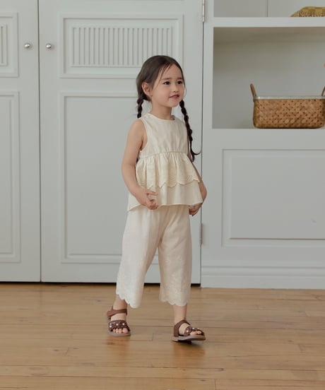 8[予約]Roa blanc embroidery pants