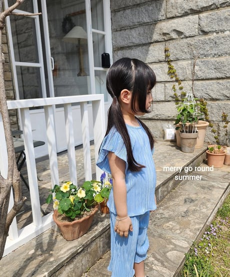 6[予約]merry go round pleated frill set