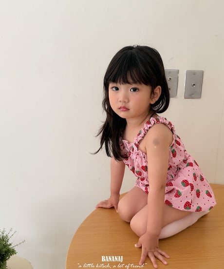 60[予約]BANANAJ pixie berry top