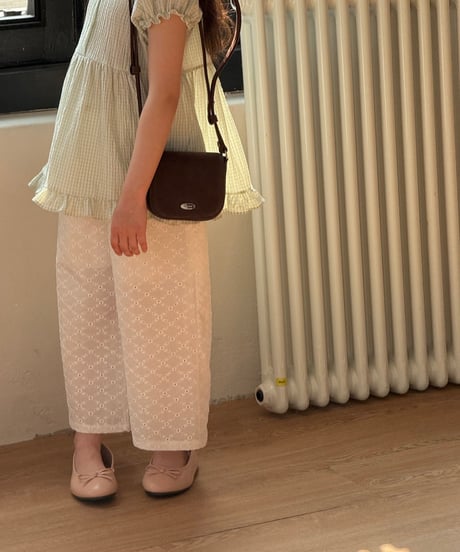 49[予約]ninibello mori punching eyelet pants