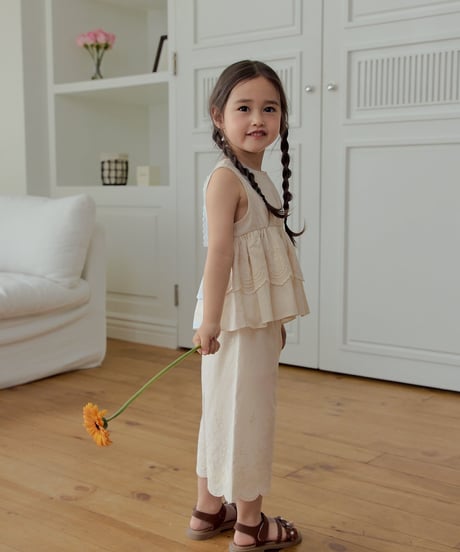 8[予約]Roa blanc embroidery pants
