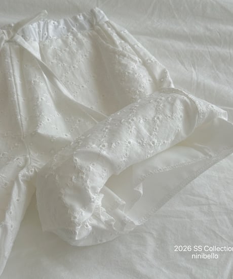 49[予約]ninibello mori punching eyelet pants