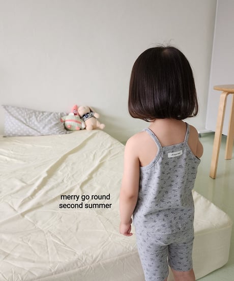 66[予約]merry go round garden set