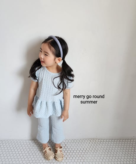 28[予約]merry go round pleated bootcut set