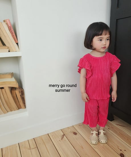 6[予約]merry go round pleated frill set