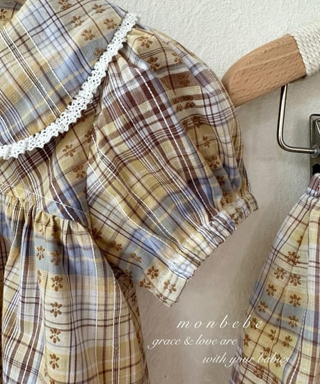 81[予約]monbebe check peony blouse
