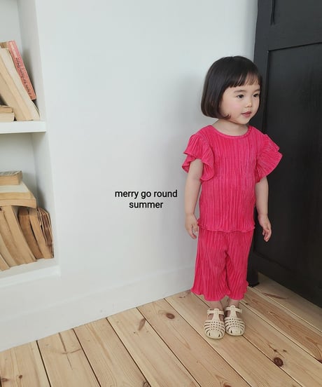 6[予約]merry go round pleated frill set