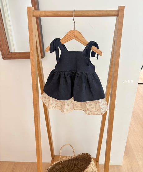 39[予約]ohho soft denim strap blouse