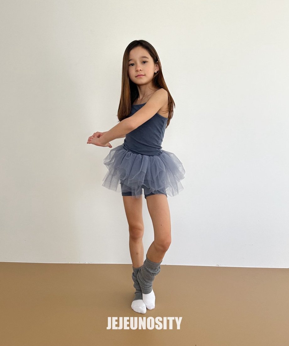 65a80050d493261bd65d676c