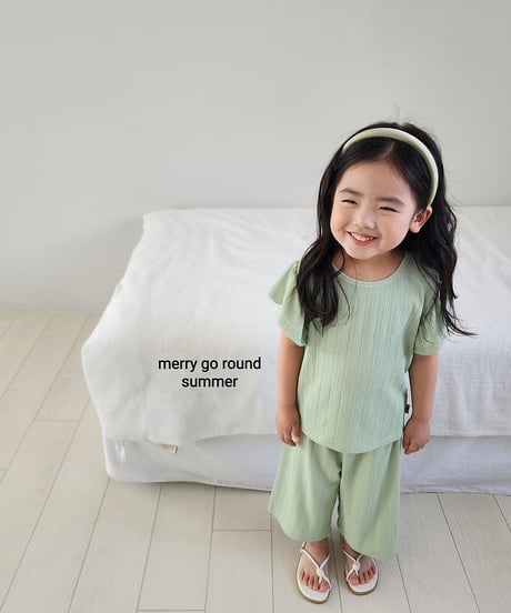 5[予約]merry go round frill set