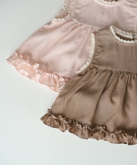17[予約]Roa sleeveless york frill blouse
