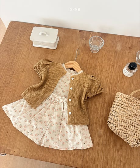 33[予約]ohho madeleine wing blouse