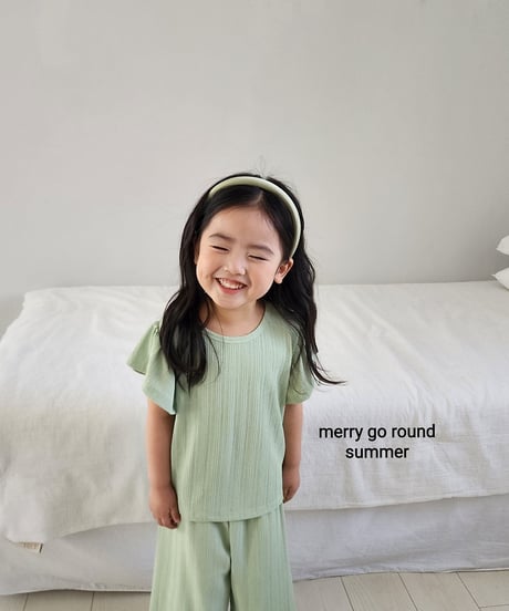 5[予約]merry go round frill set