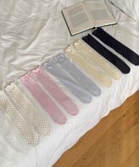 77[予約]ninibello dot heart punched knee socks