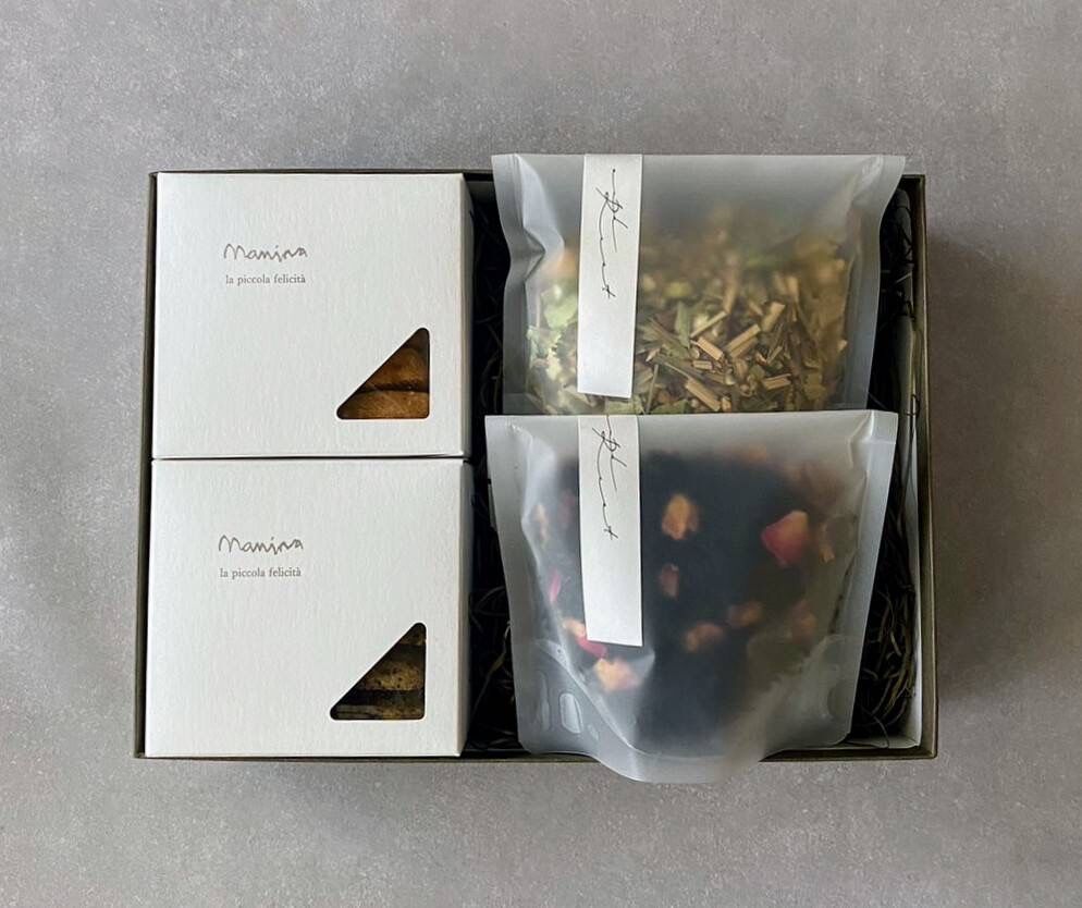 お茶ギフトです 宇治駅_お茶(煎茶)とのギフトセット | 茶和花 公式オンライン