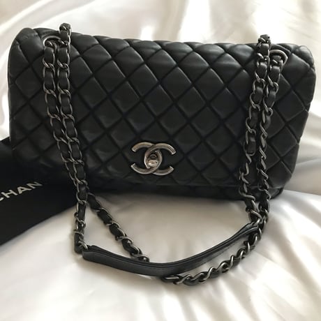 シャネル CHANEL クラッシックマトラッセ ショルダーバッグ