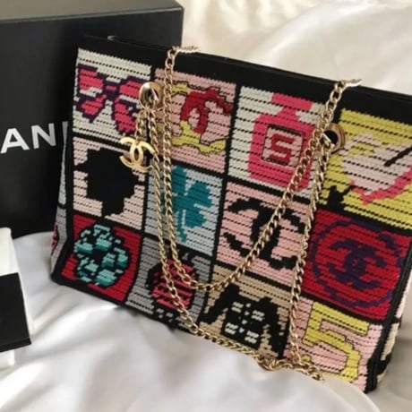 シャネル CHANEL アイコン柄　パッチワーク　チェーンショルダーバッグ