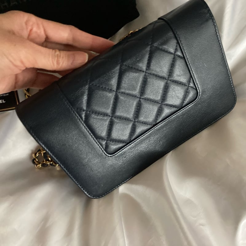 シャネル CHANEL マドモアゼル チェーンウォレットバッグ シャネル CHANEL マドモアゼル チェーンウォレットバッグ